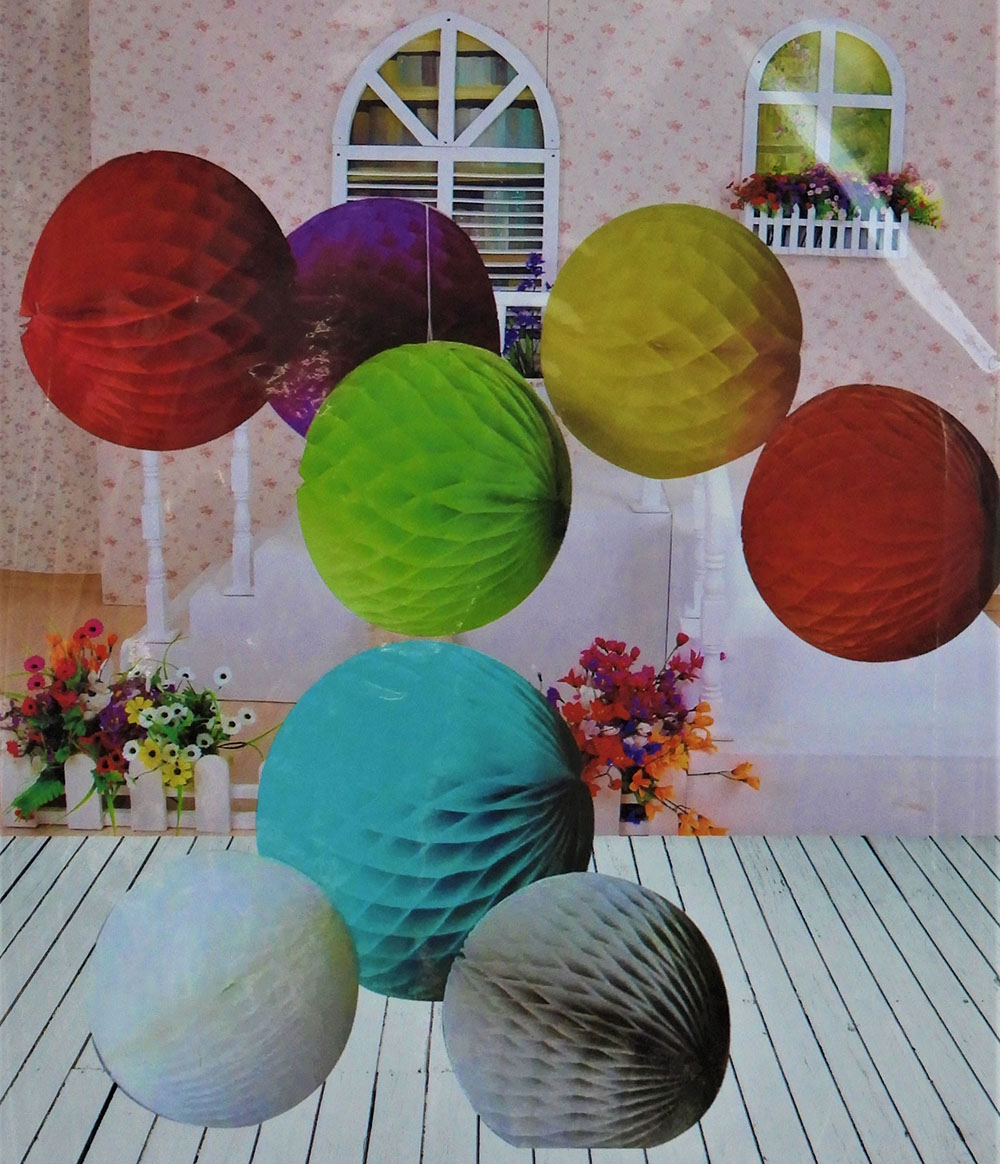 Színes lógó lampionok 30 cm
