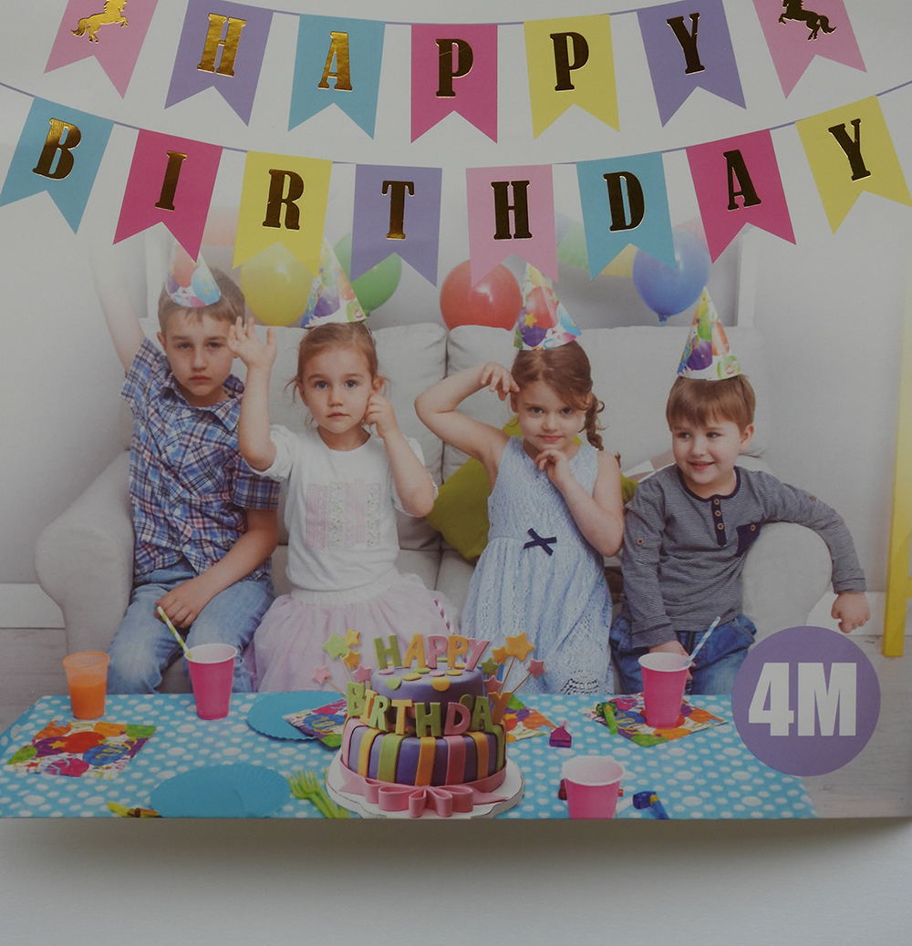 Színes Happy Birthday dísz